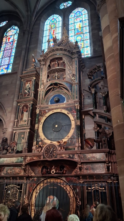 landfrauen-auetal-2026-schwarzwald-elsass-strassburg-astronomische-uhr